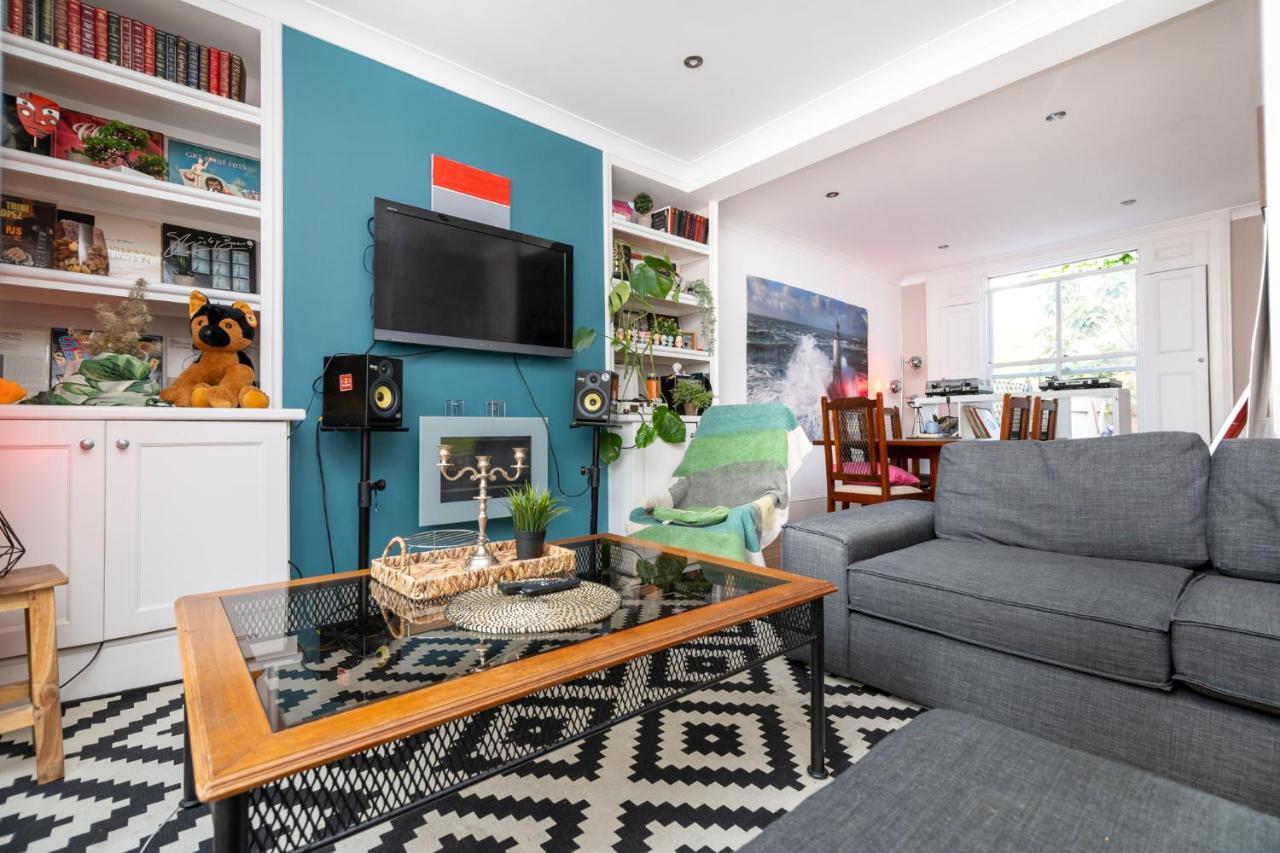 Double Room W/Projector & Garden Hot Tub Londres Exterior foto